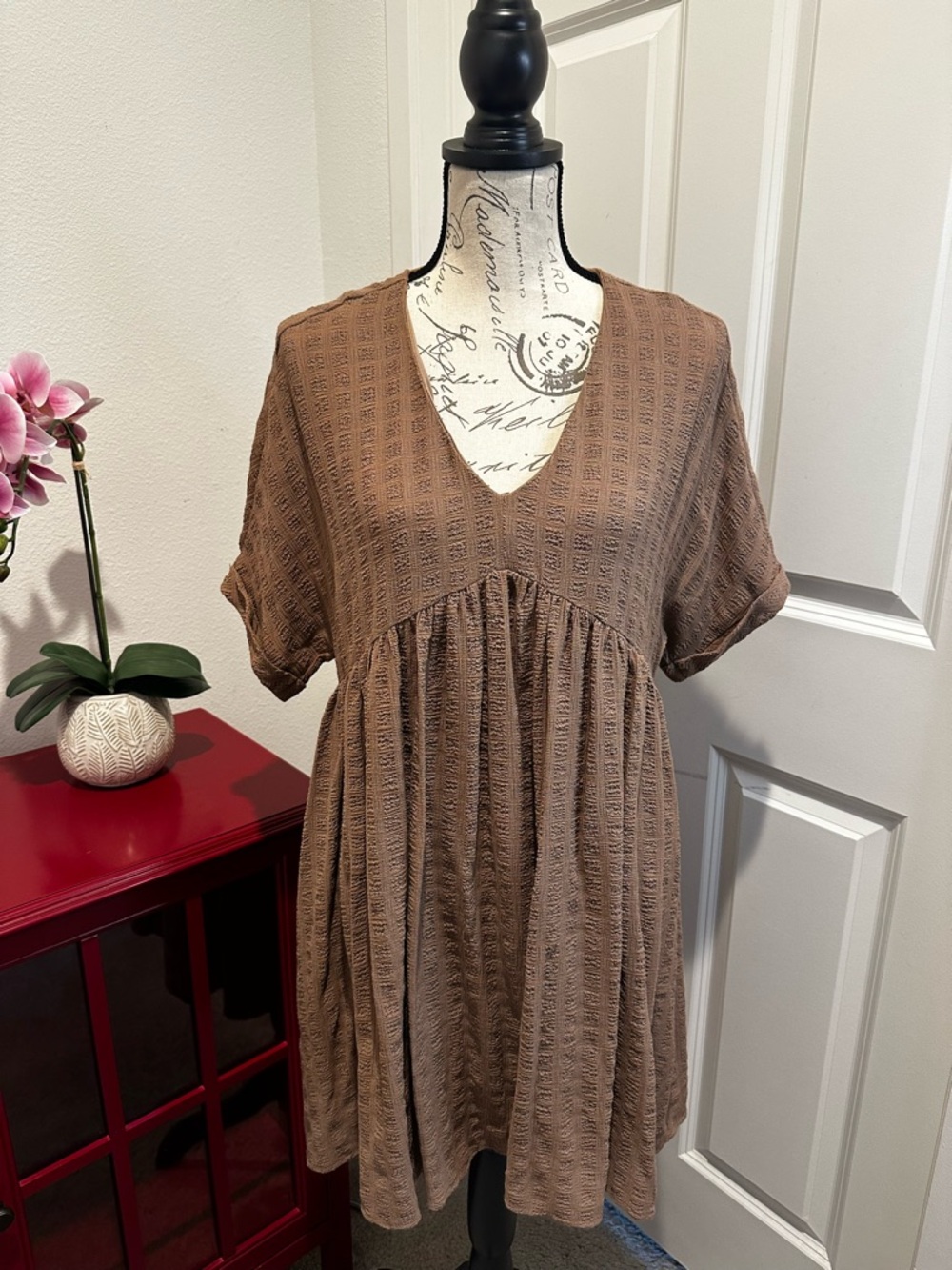 Women’s V-Neck Midi Dress in Brown